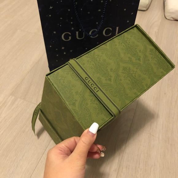 Gucci Box with Bag SOLD - Picture 2 of 8